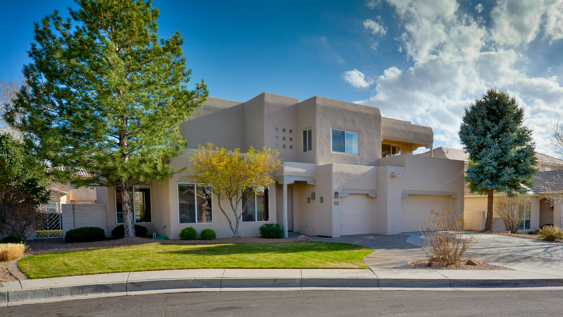 10514 Morningstar Dr NE Tanoan Estates