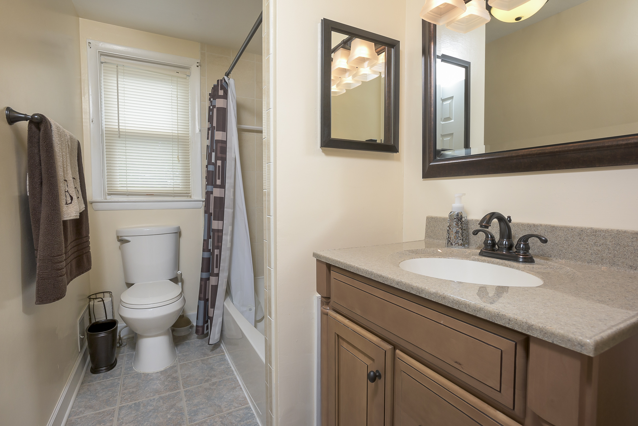 900 Circle Dr Baltimore MD 21227