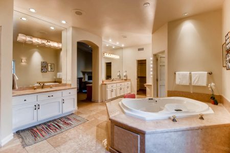 MLS 5623262: 5901 E Sanna St., Paradise Valley