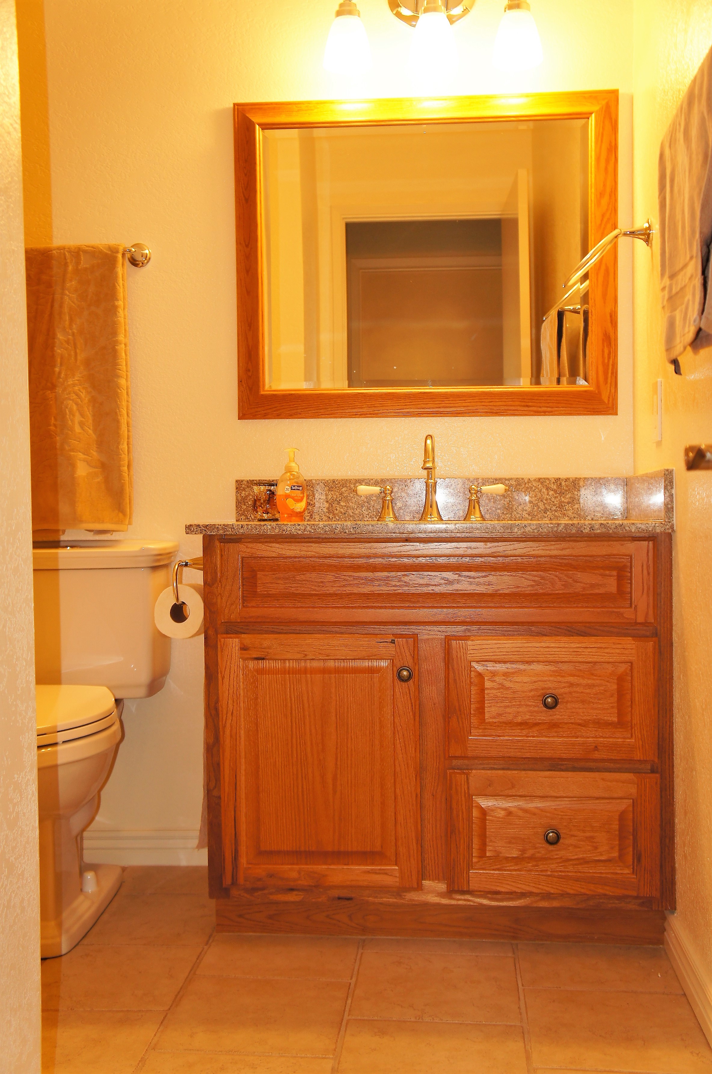 Bullhead City Colorado River and Golf Home