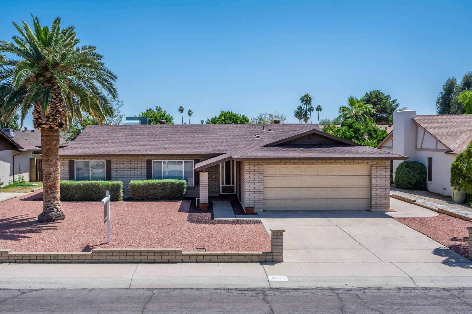 5521 W Ironwood Dr, Glendale, AZ 85302 Loving Phoenix Team