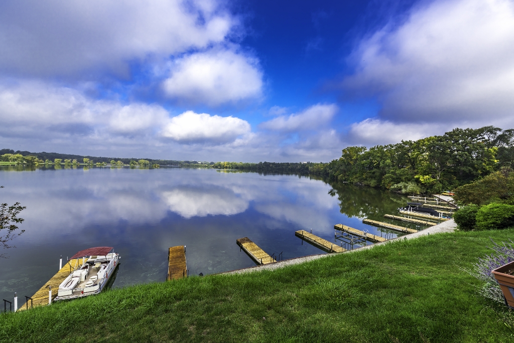 The Cliffs Ypsilanti Lakefront Condos with Stunning Lake Views