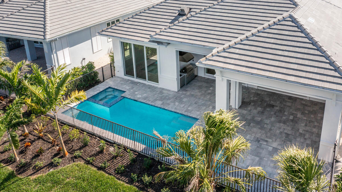 Naples FL Homes With Pools For Sale