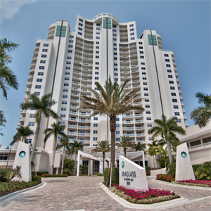 Naples luxury condos, waterfront condominiums and coastal condo real estate