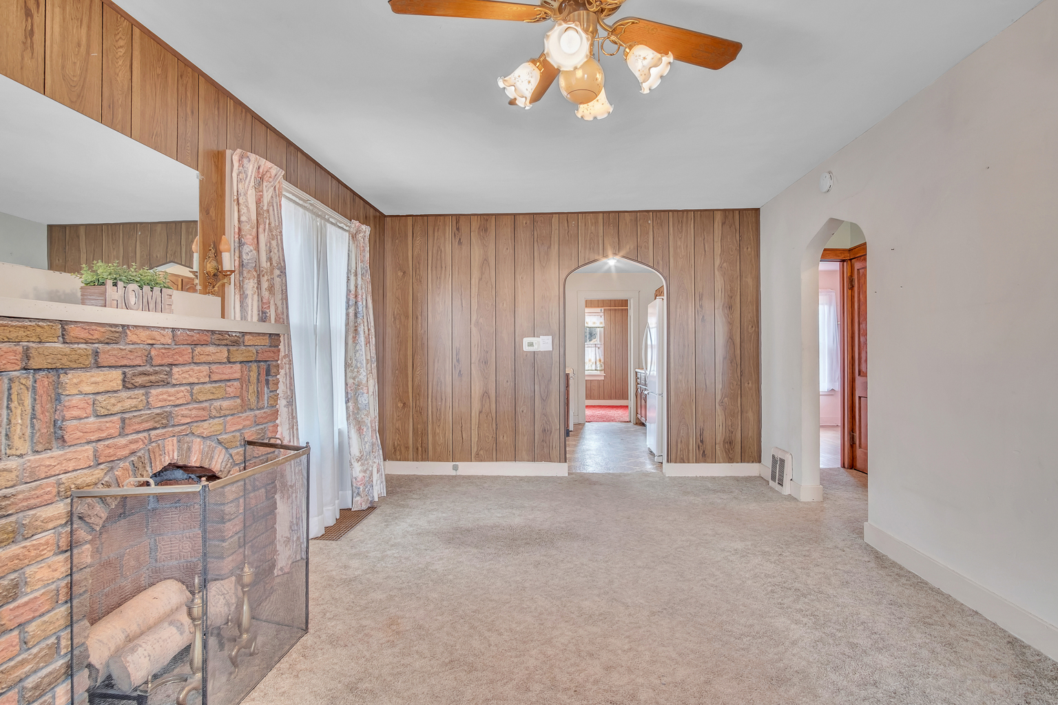 213 sw 3rd newton real estate aimee monares