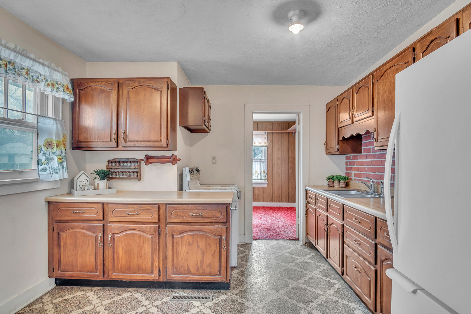 213 sw 3rd newton ks real estate aimee monares
