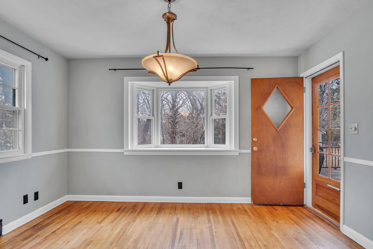 424 SE 6th Newton KS Real Estate Aimee Monares Realtor 
