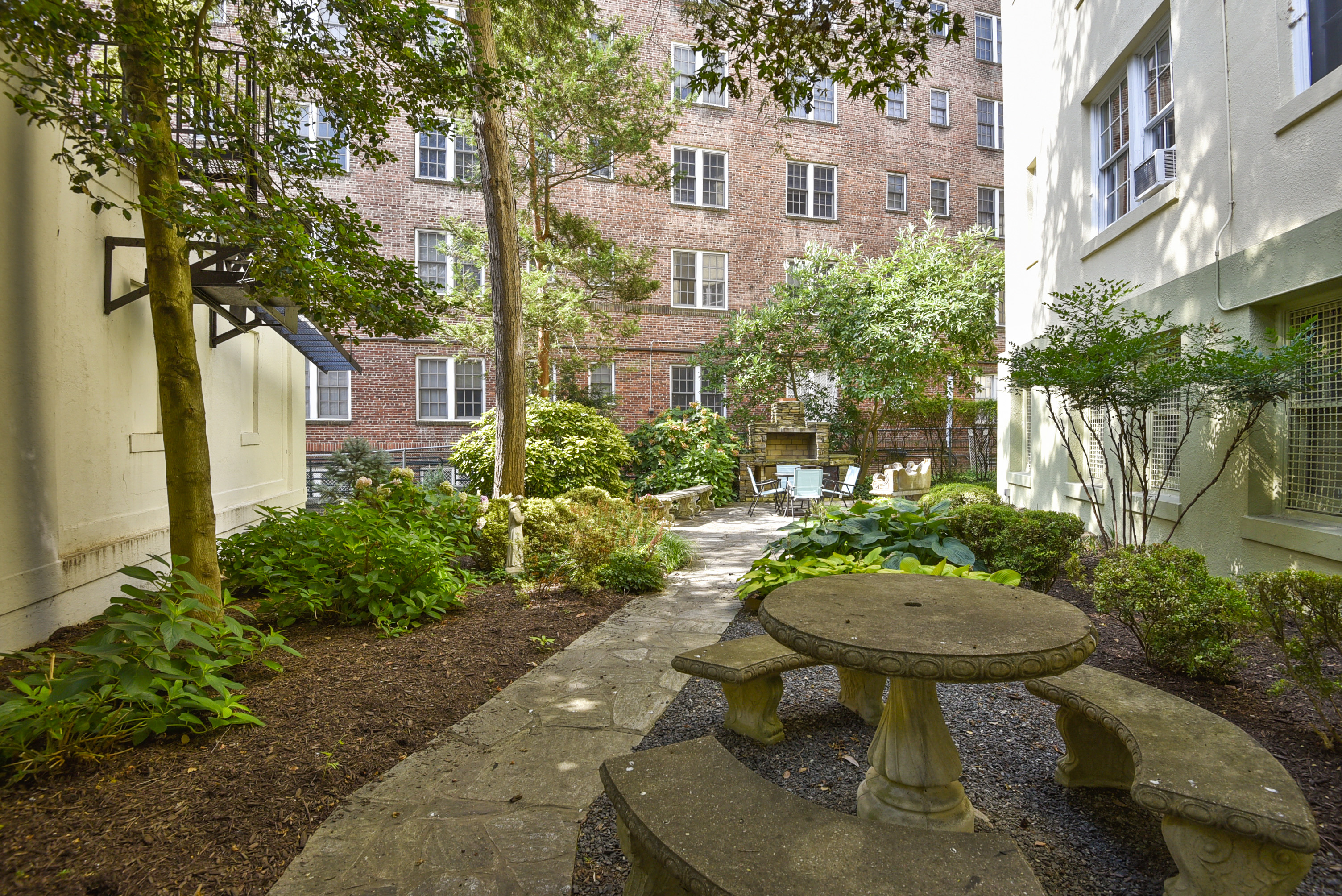 Only 45,000! 2BR 1 BA Unit in fabulous secure building across street