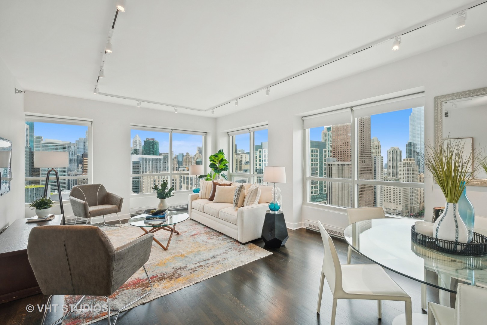 High-rise condo interior in Streeterville, downtown Chicago