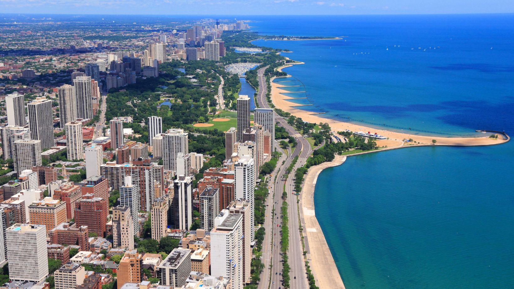 Luxury Condos in Chicago's Gold Coast Neighborhood