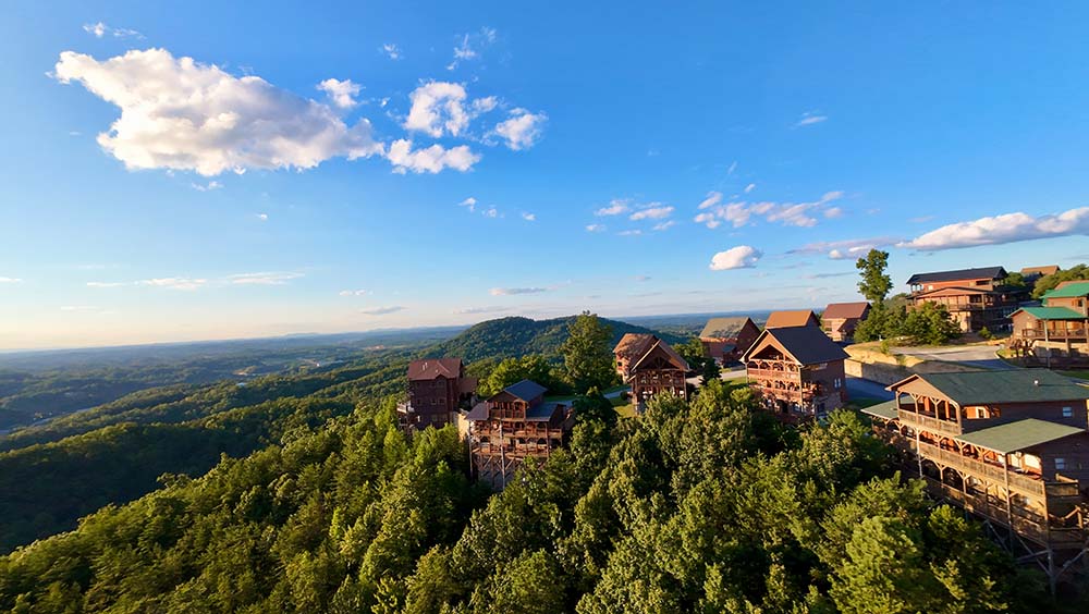 Pigeon Forge cabins and investment real estate in the Smoky Mountains
