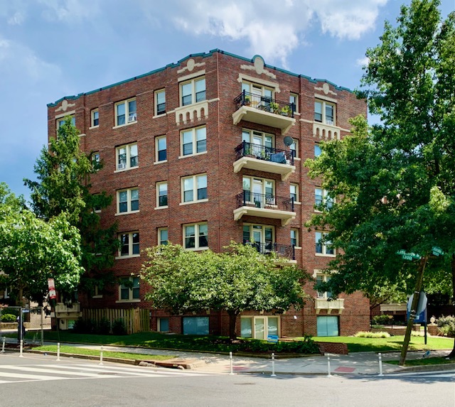 20011, DC 3 Bedroom Apartments For Sale