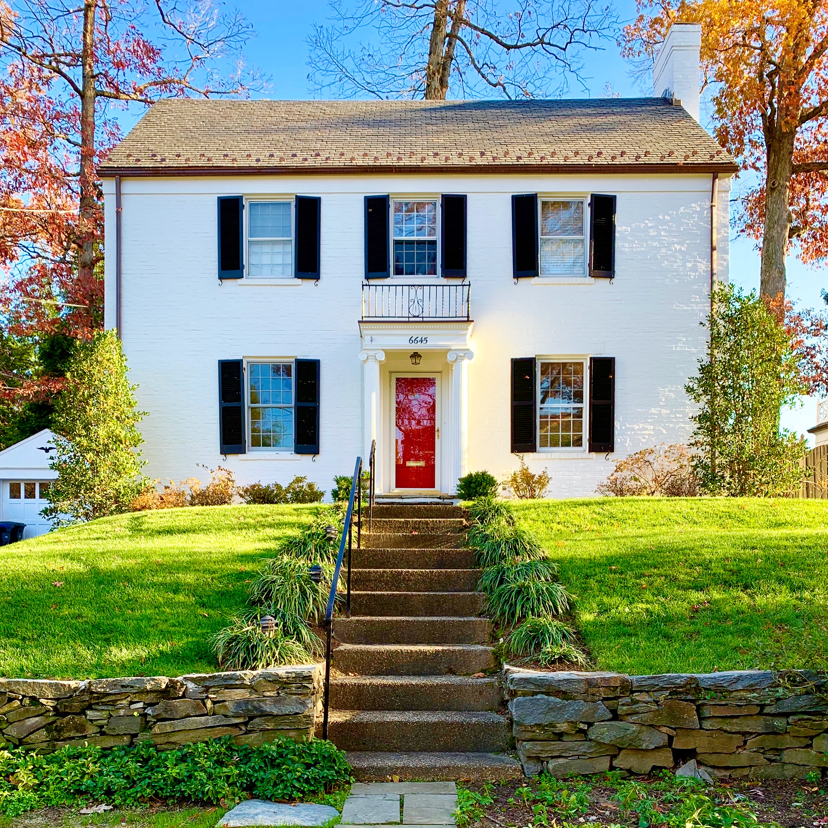 Luxury Homes In Barnaby Woods, DC. View Every Home On The Market