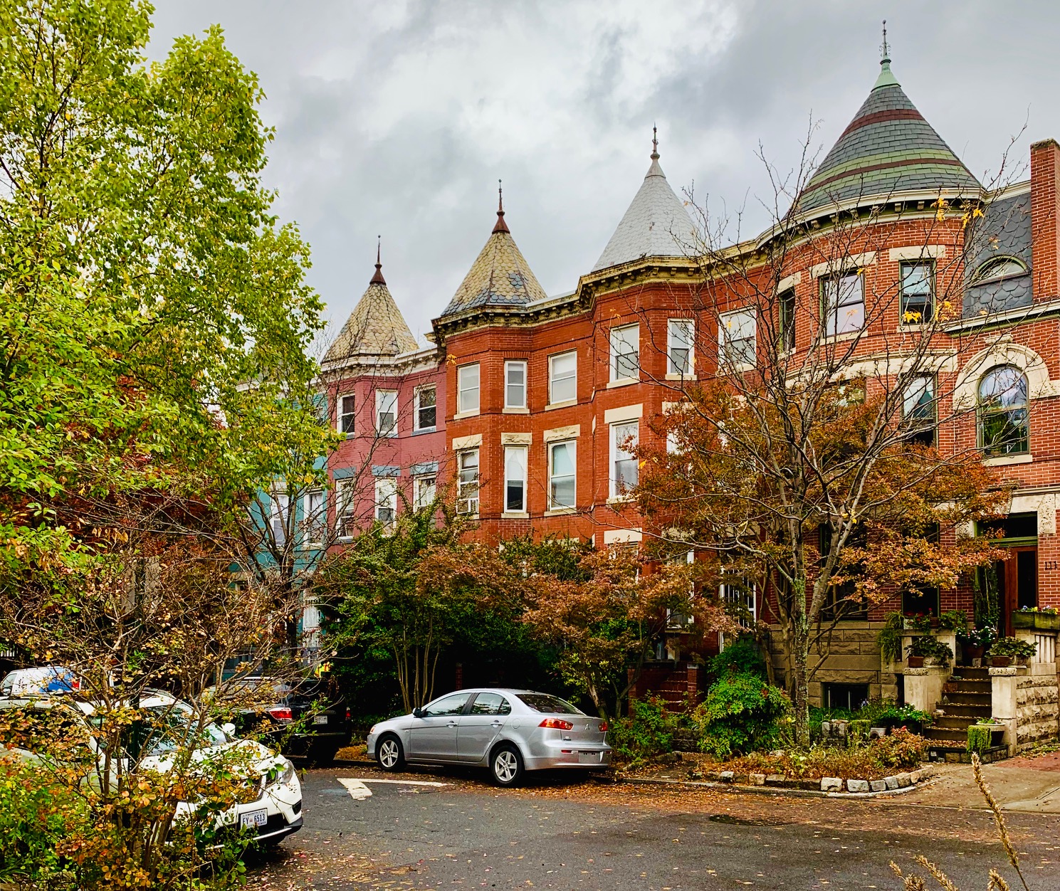 Luxury Homes In Bloomingdale DC. View Every Home On The Market