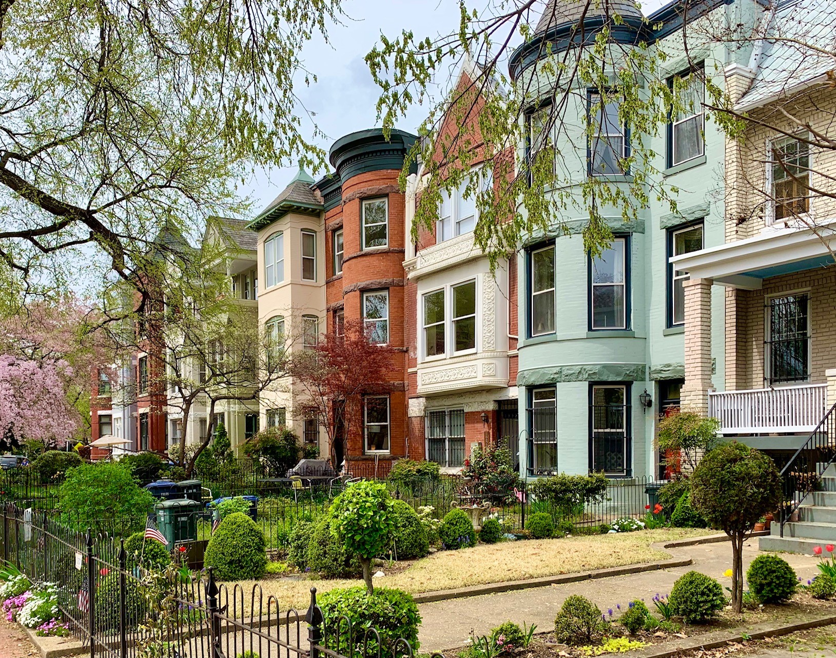 Capitol Hill, DC 4 Bedroom Homes For Sale