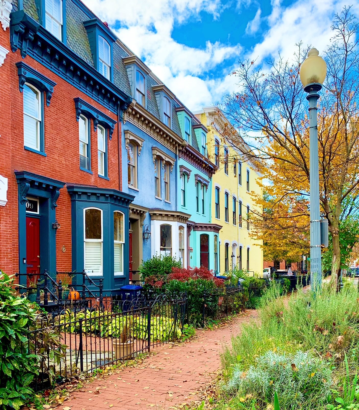 Capitol Hill, DC 6 Bedroom Homes For Sale