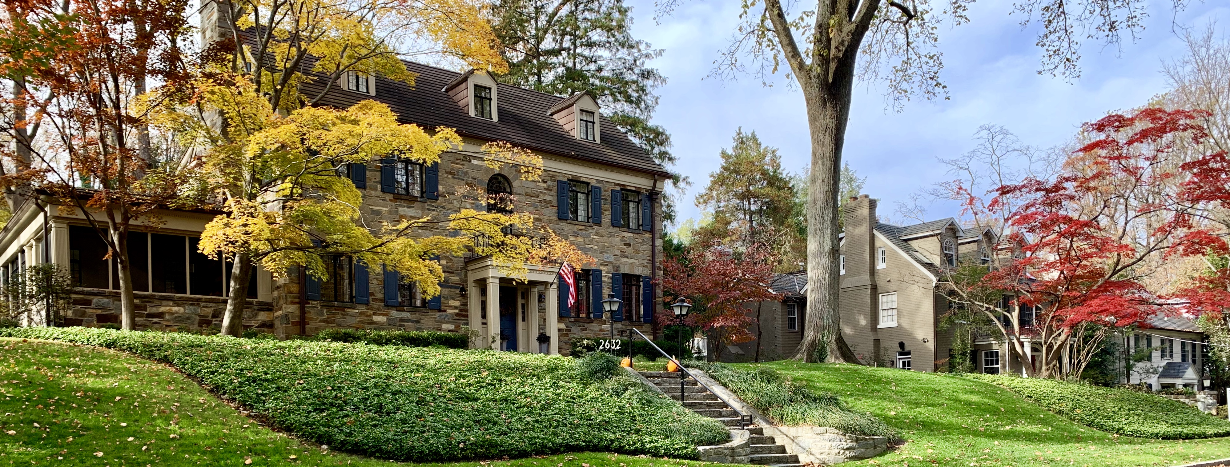 Luxury Homes In Foxhall Crescent, DC. View Every Home On The Market