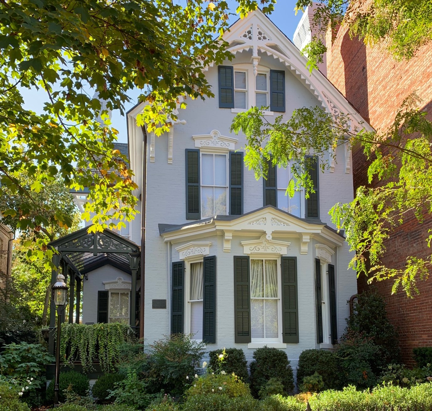 Luxury Homes In DC. View Every Home On The Market