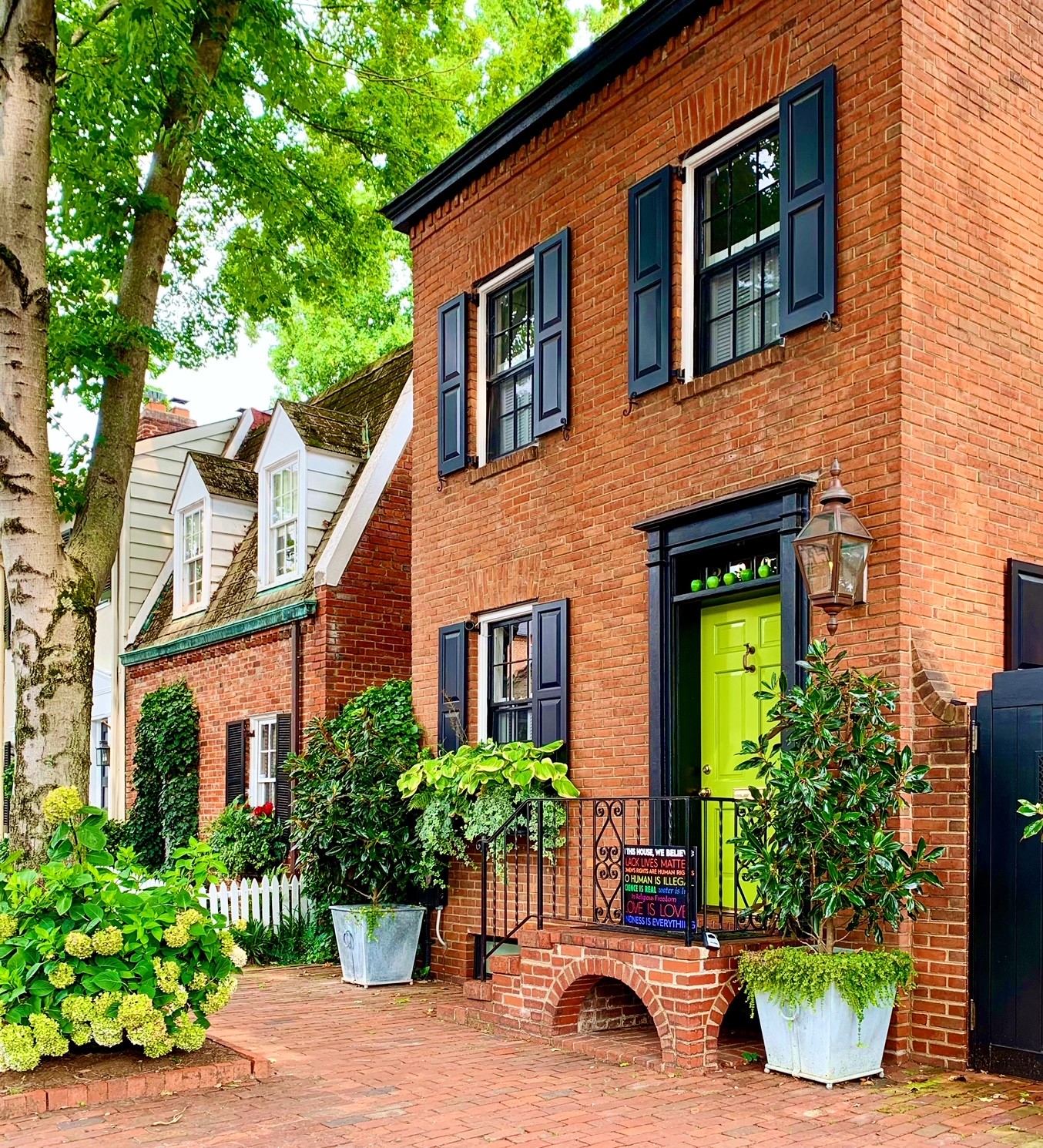 DC Monthly Real Estate Market Report