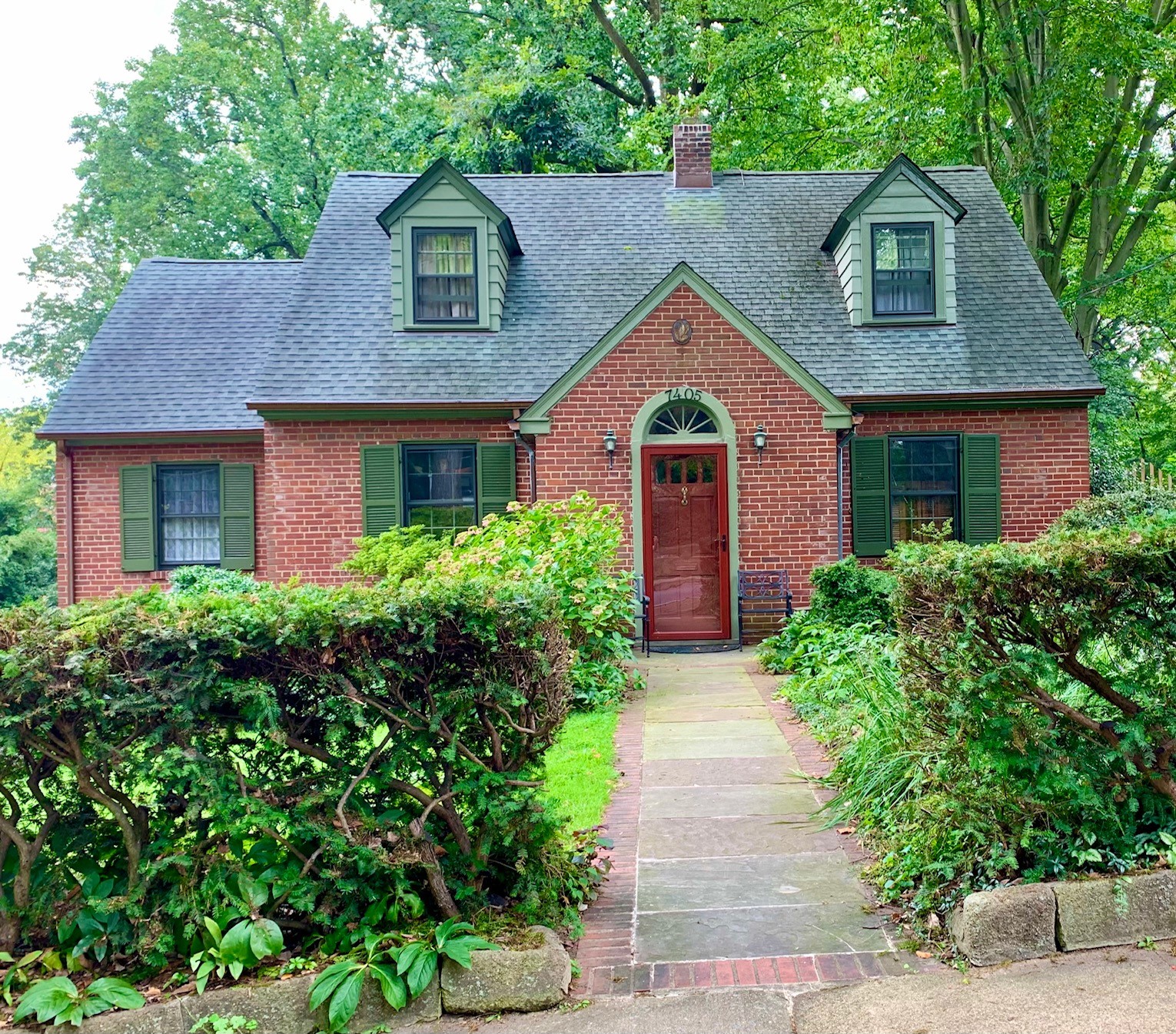 Homes For Sale Near Largo Town Center Metro Station