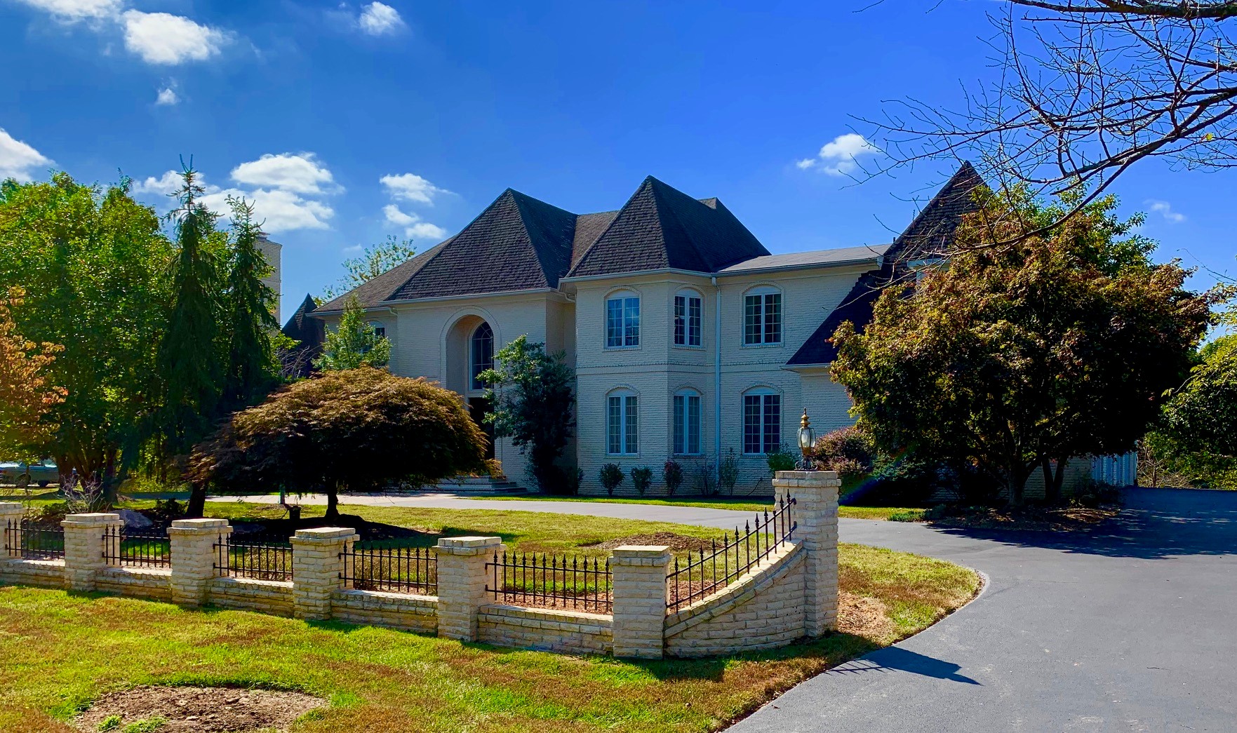 Homes For Sale Near McLean Metro Station