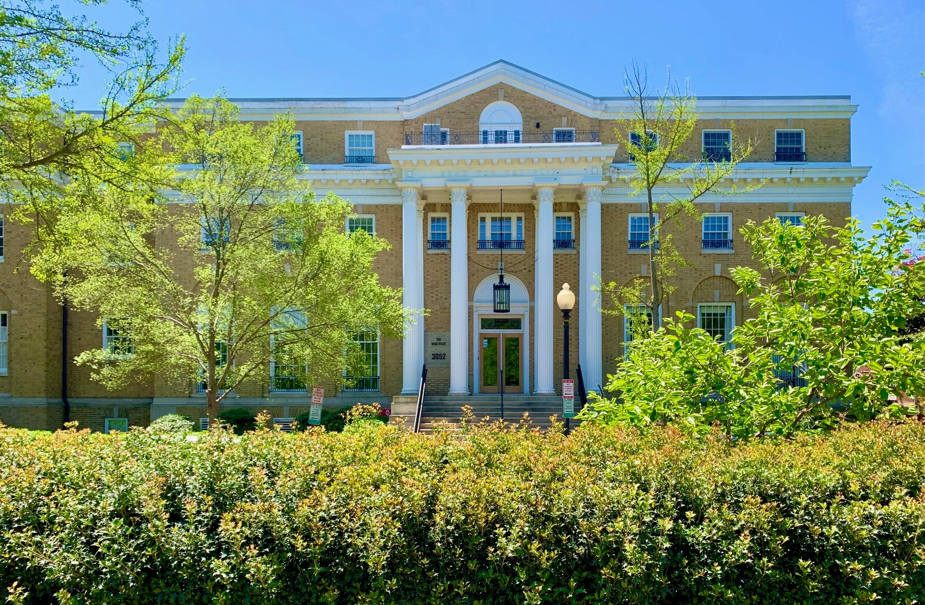 Homes For Sale Near Montrose Park in