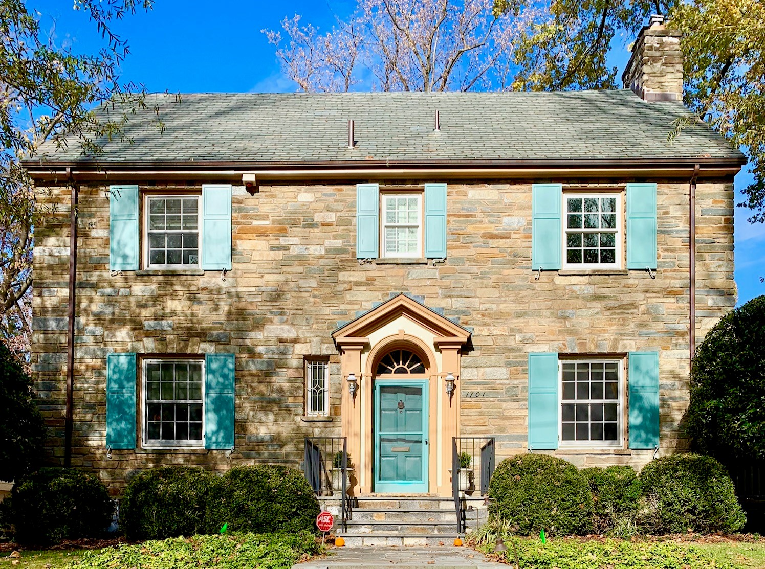 Luxury Homes In Colonial Village DC. View Every Home On The Market