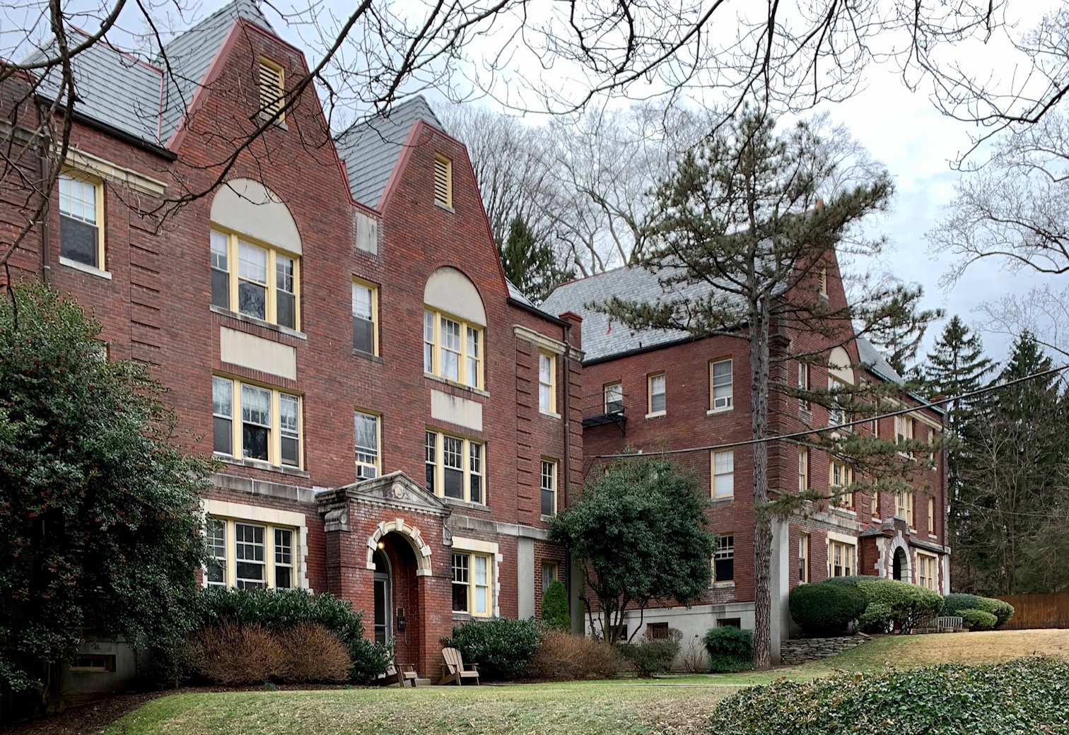 Luxury Homes In Cleveland Park DC. View Every Home On The Market