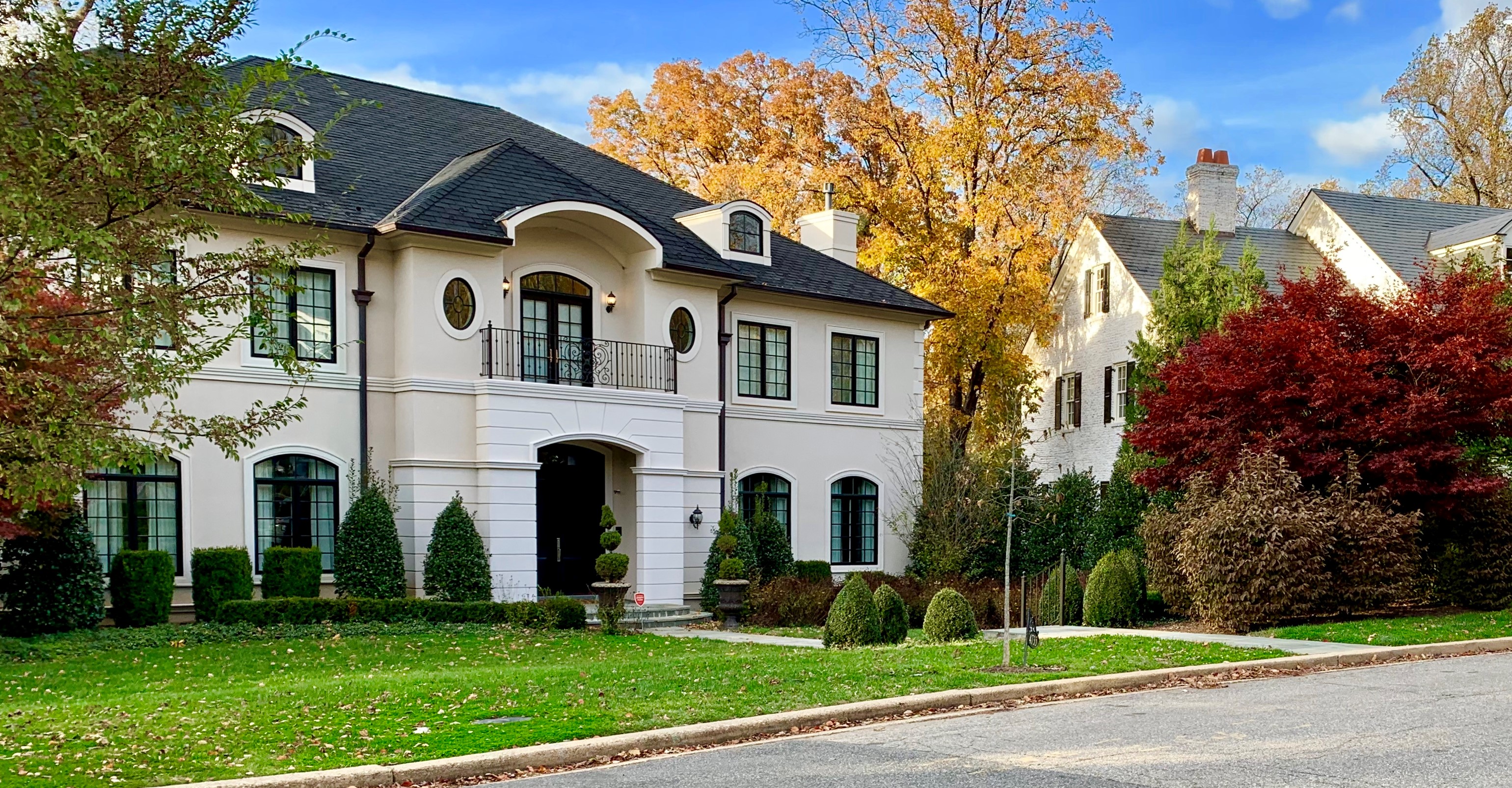 Luxury Homes In Berkley, DC. View Every Home On The Market