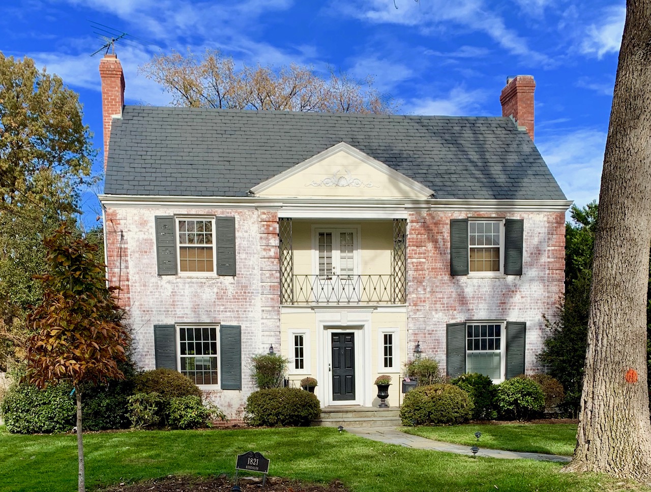 Luxury Homes In Crestwood DC. View Every Home On The Market