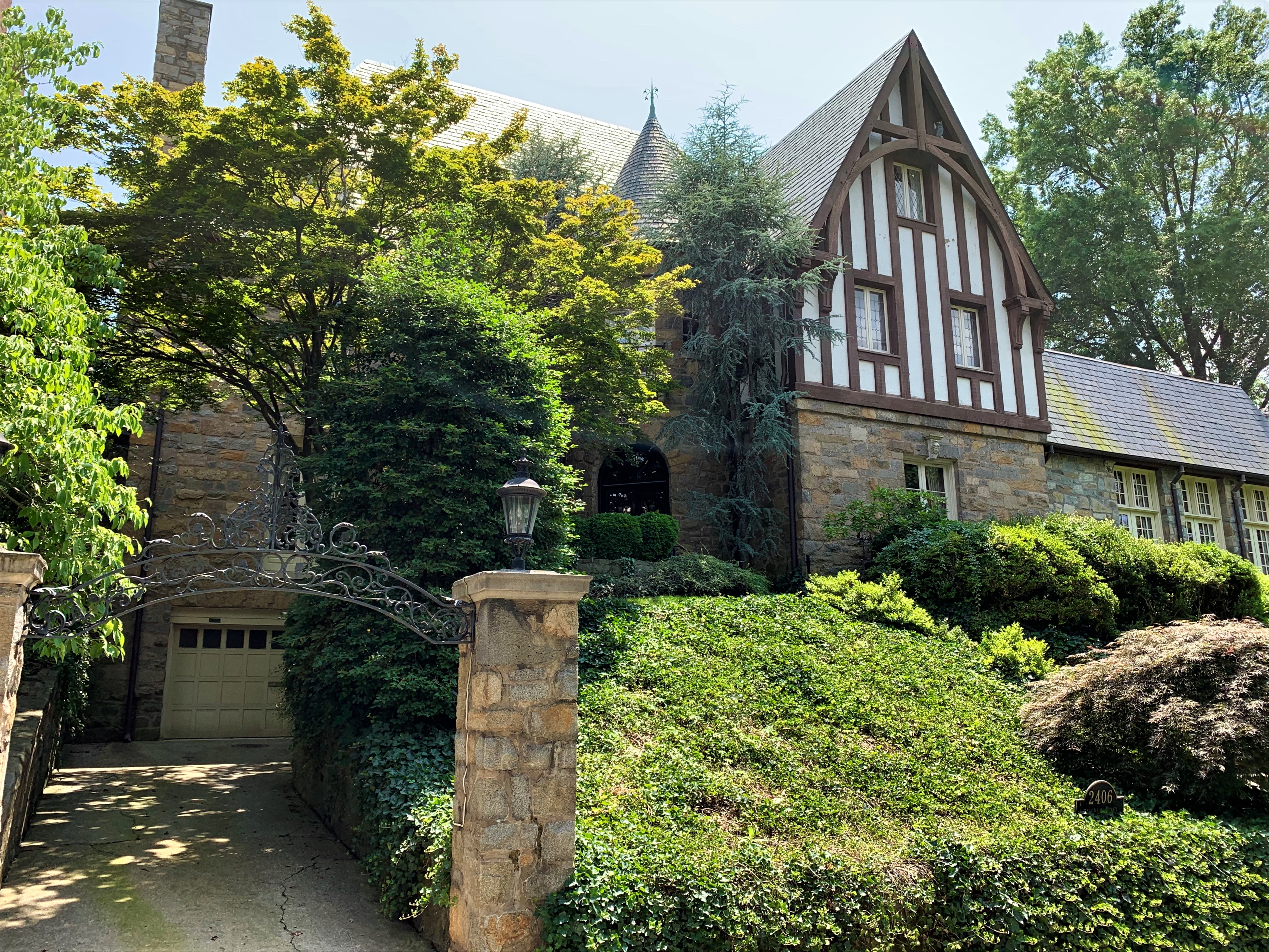 Luxury Homes in Northwest, DC. Newest Inventory.