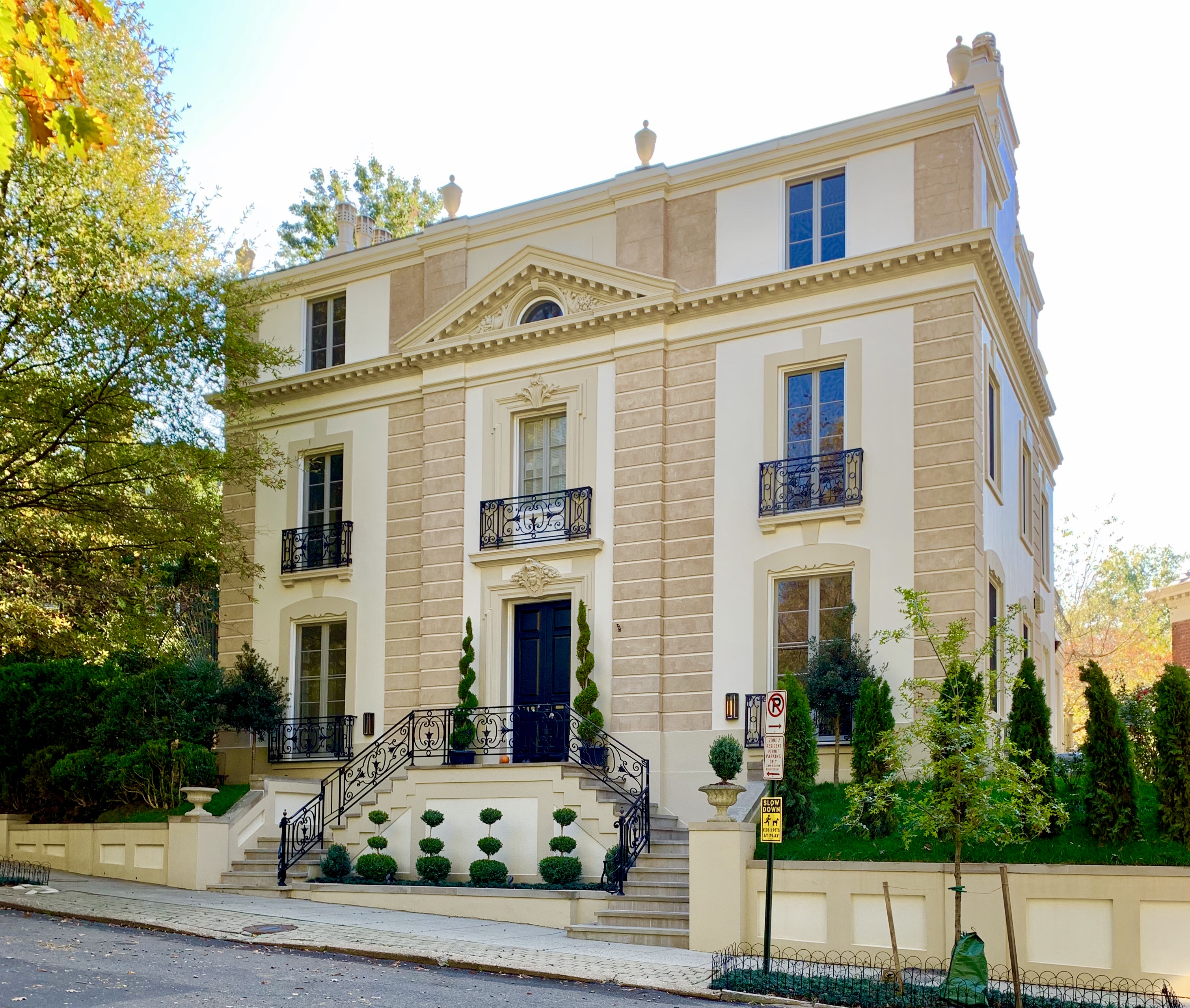 Kalorama Circle, DC Real Estate and Homes For Sale