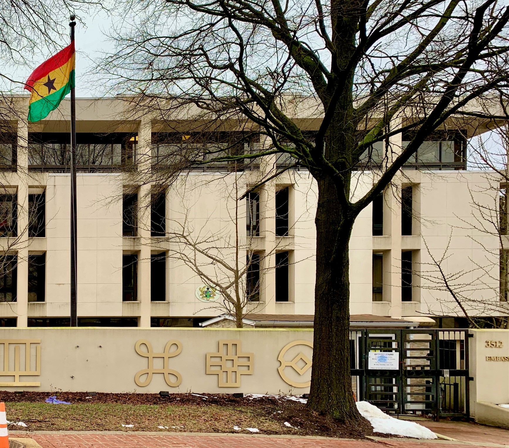 Real Estate For Sale Near the Embassy of Ghana