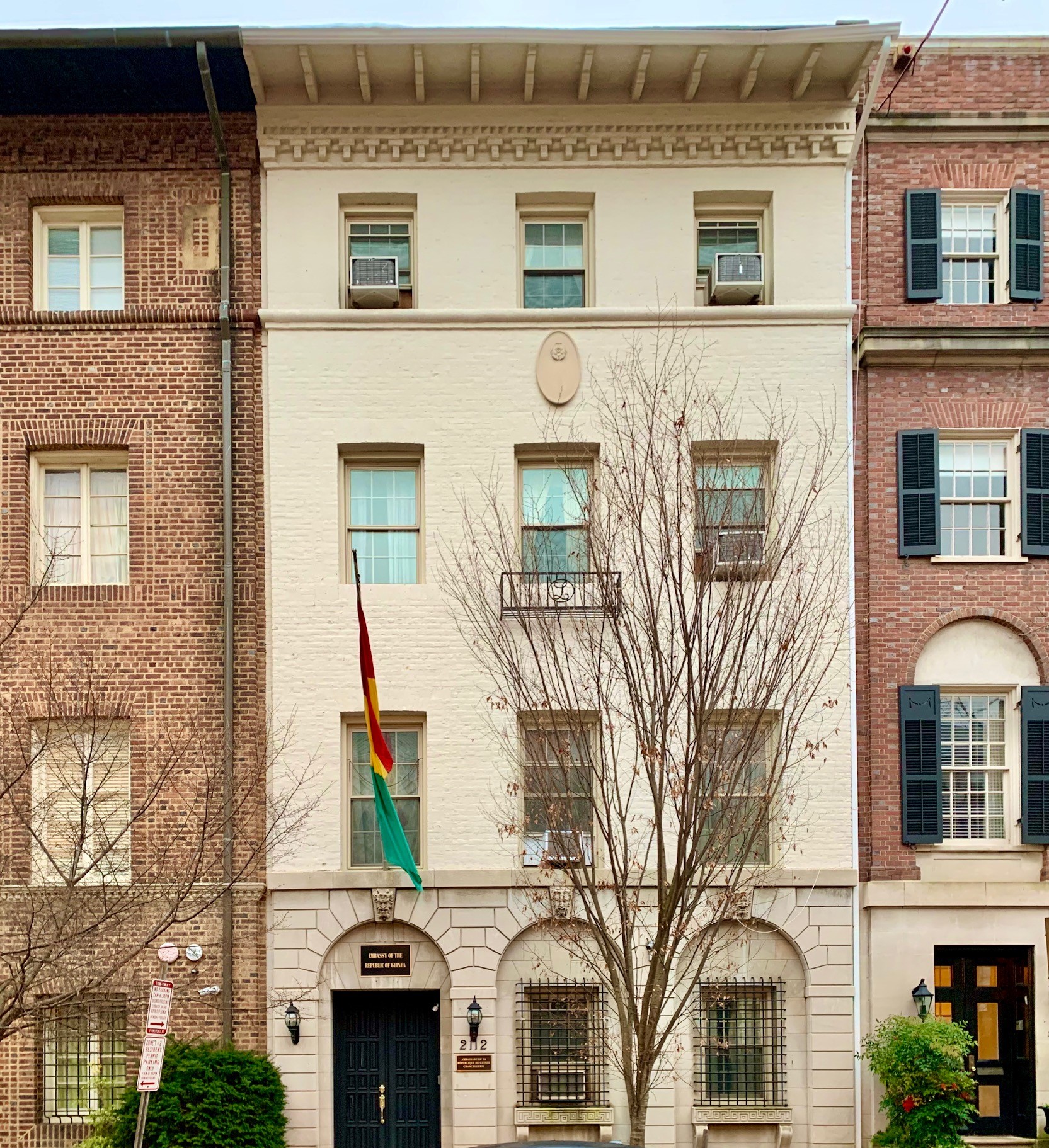 Real Estate For Sale Near the Embassy of Guinea