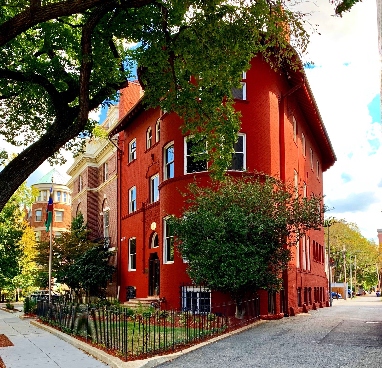 Real Estate For Sale Near the Embassy of Namibia