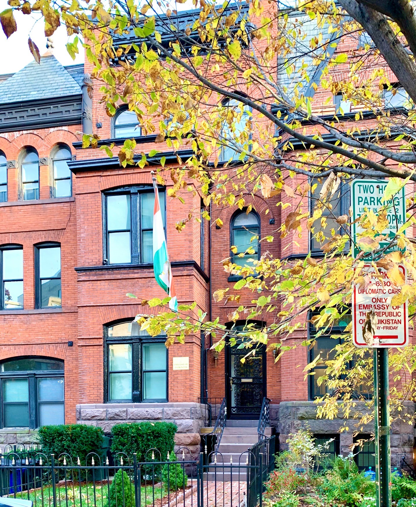 Real Estate For Sale Near the Embassy of Tajikistan