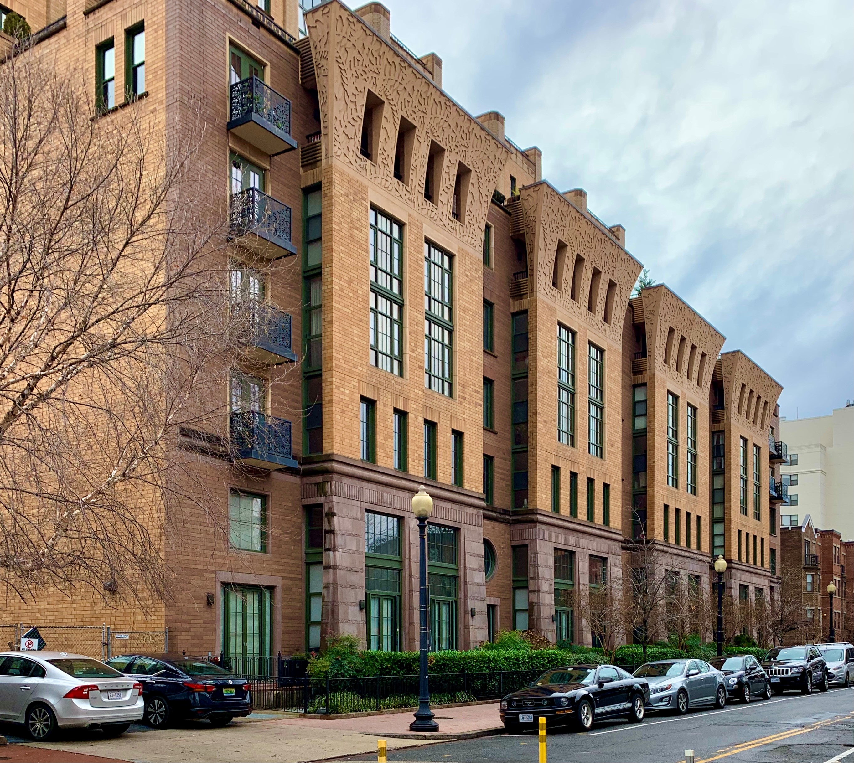 Shaw, DC Homes With Pool For Sale