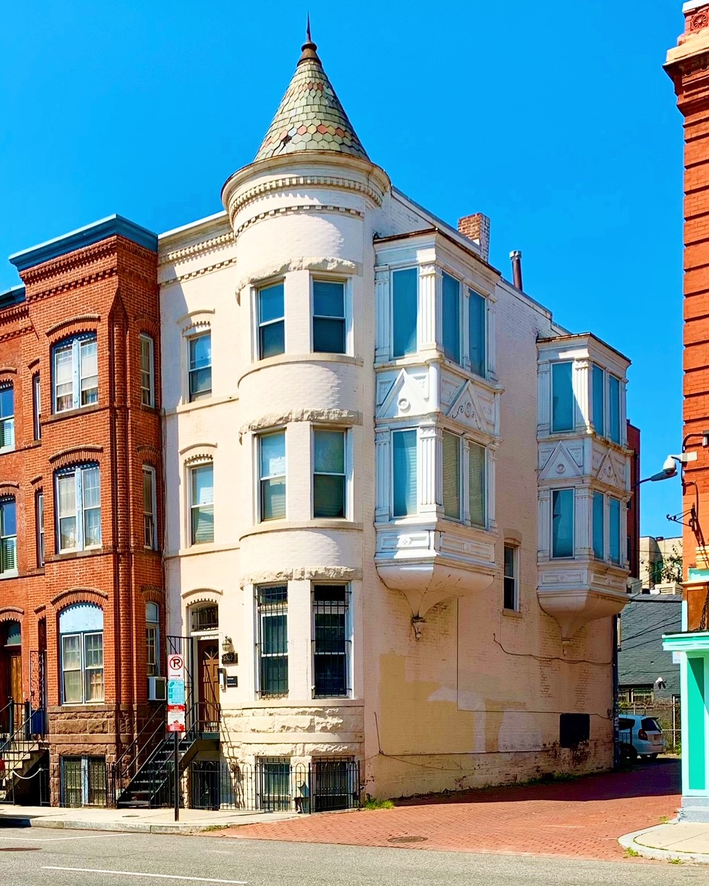Studios and Efficiencies For Sale in Shaw, DC