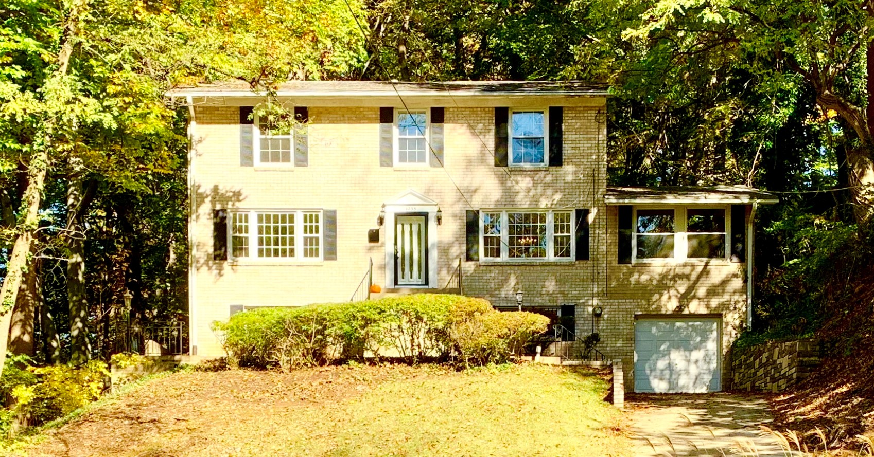 Colonial Homes For Sale in Washington, DC. Newest Inventory