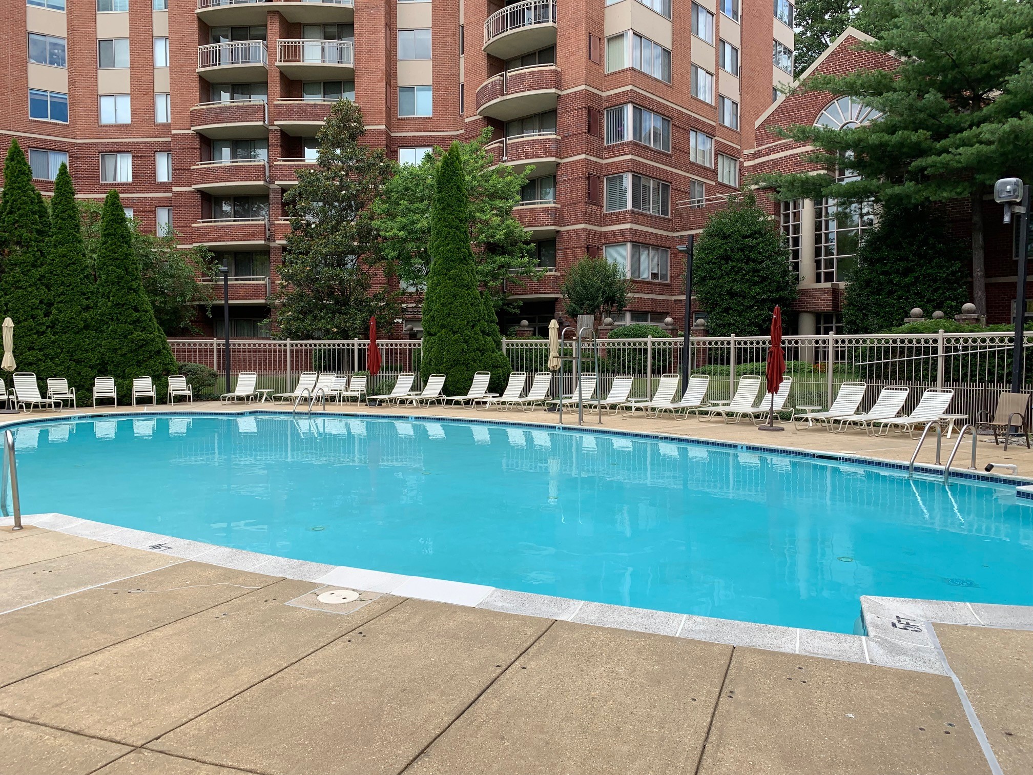 Washington, DC Condos With Indoor Swimming Pool