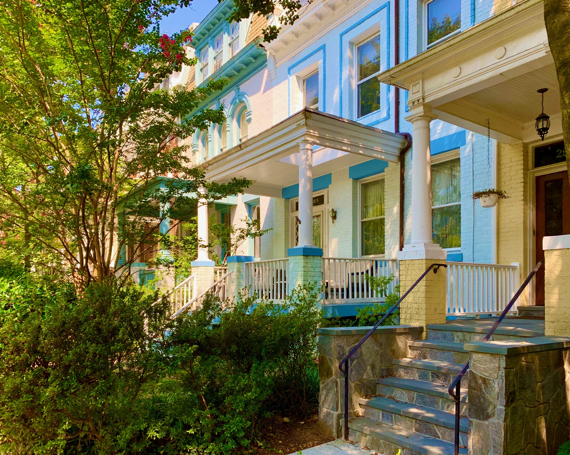 Luxury Homes In Woodley Park, DC. View Every Home On The Market