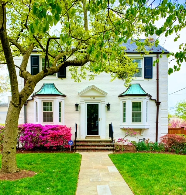 Luxury Homes In Cathedral Heights, DC. View Every Home On The Market