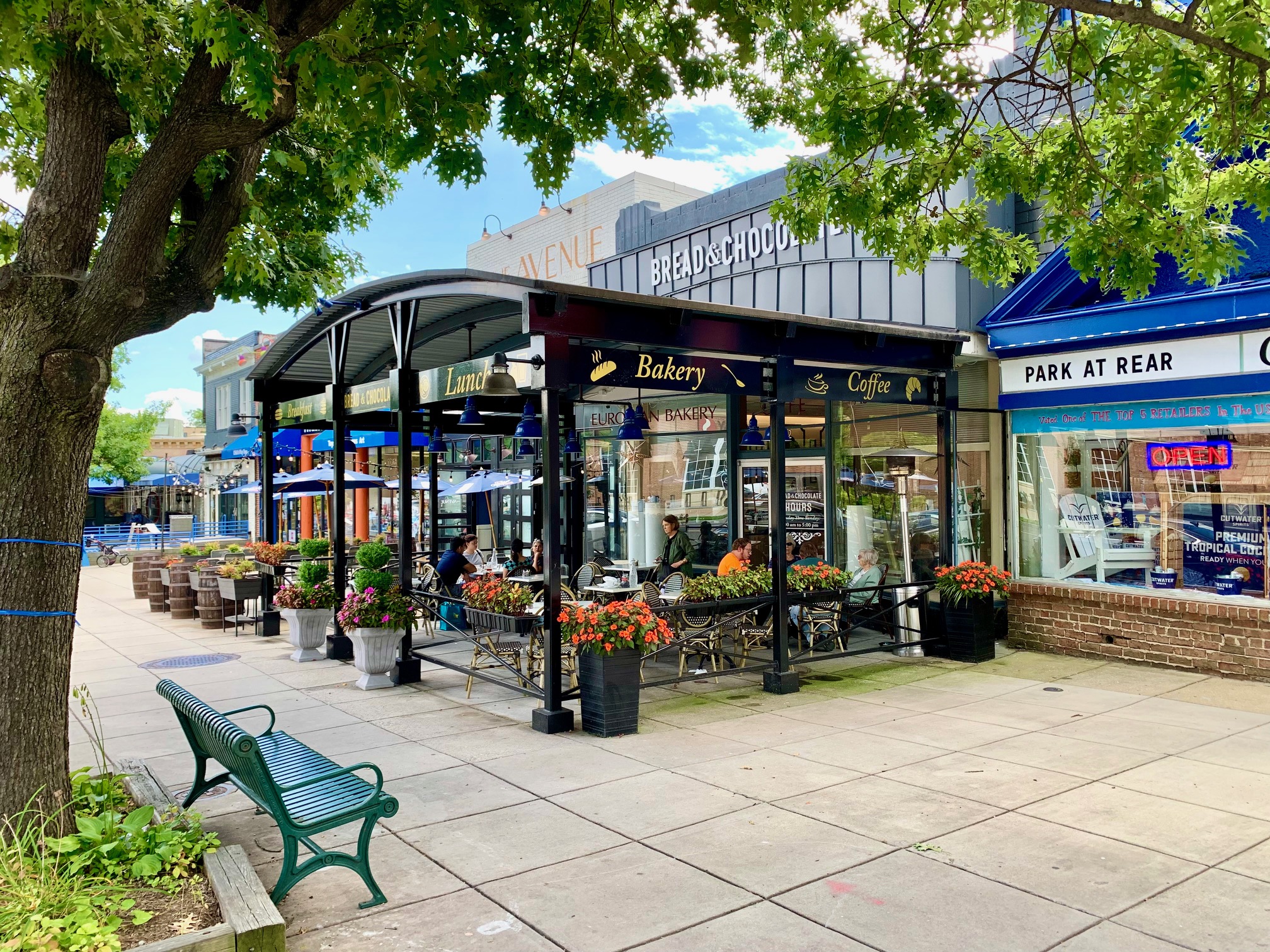 Chevy Chase, DC 2 Bedroom Condos For Sale