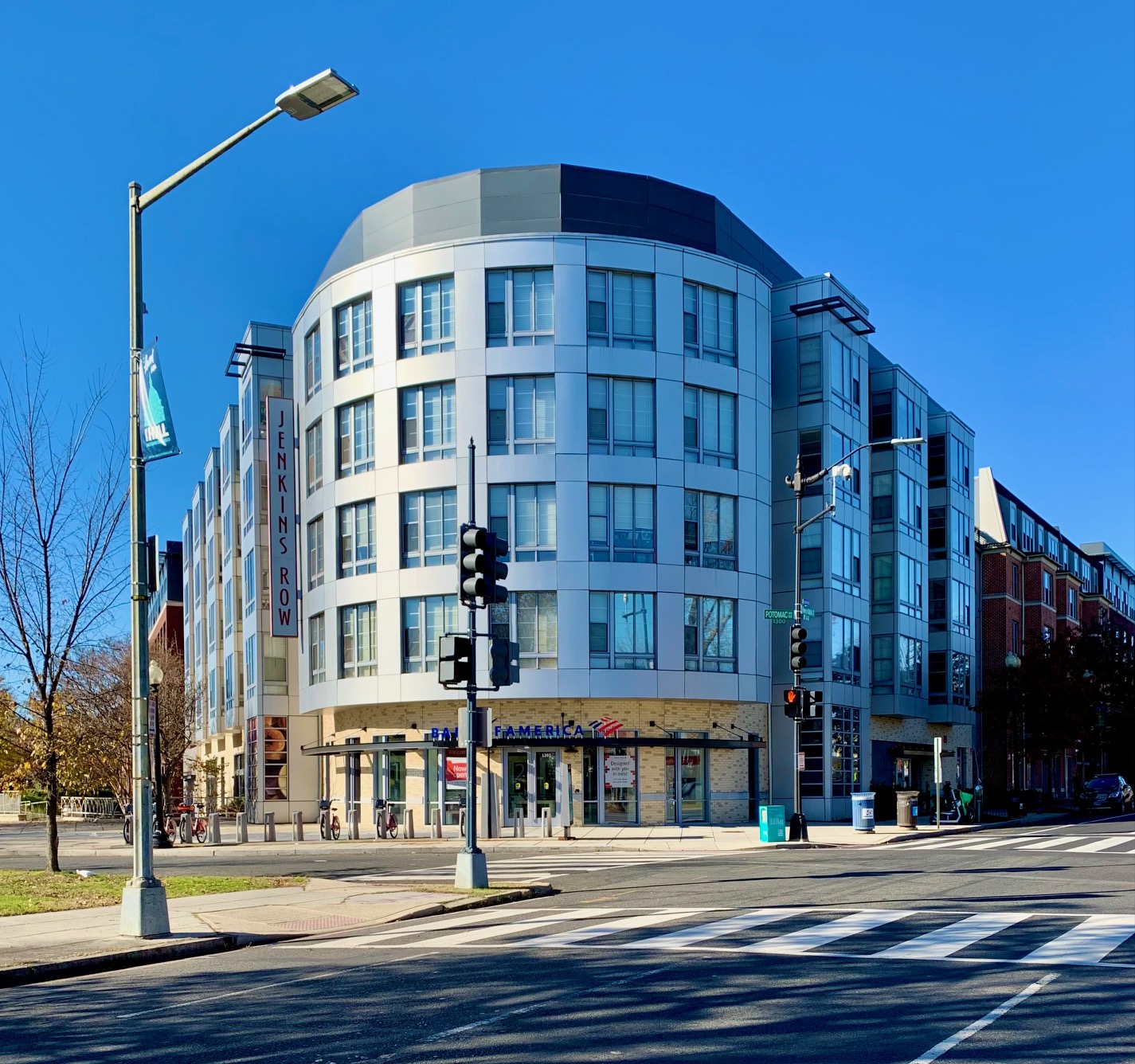 Condos For Sale Near Trader Joe's Store Capitol Hill