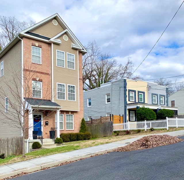 Deanwood, DC Homes Under 3,000,000