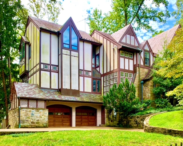 Forest Hills, DC Homes With Garage For Sale