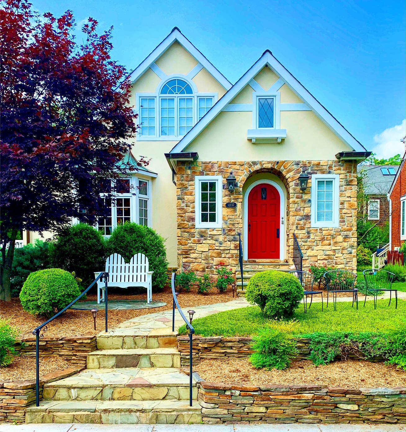 Luxury Homes In Friendship Heights, DC. View Every Home On The Market