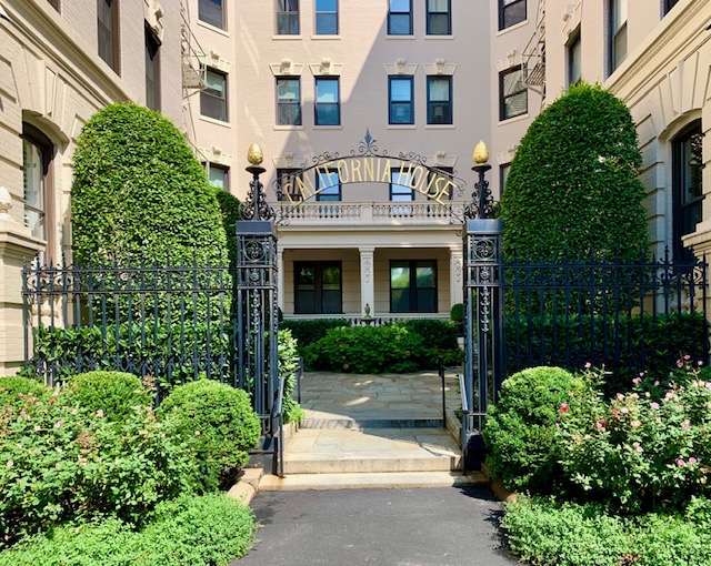 Kalorama Heights, DC 2 Bedroom Apartments For Sale