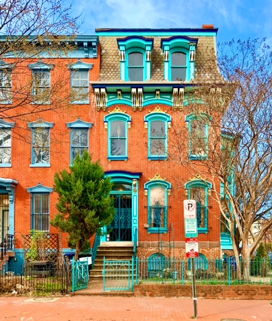 Luxury Homes In Mount Vernon Triangle, DC. View Every Home On The Market