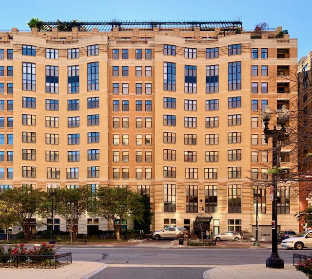 Studio For Sale in Mount Vernon Triangle, Washington, DC